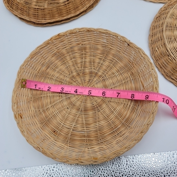 Set Of 5 Rattan Tan Plate Chargers One Size - Picture 9 of 9